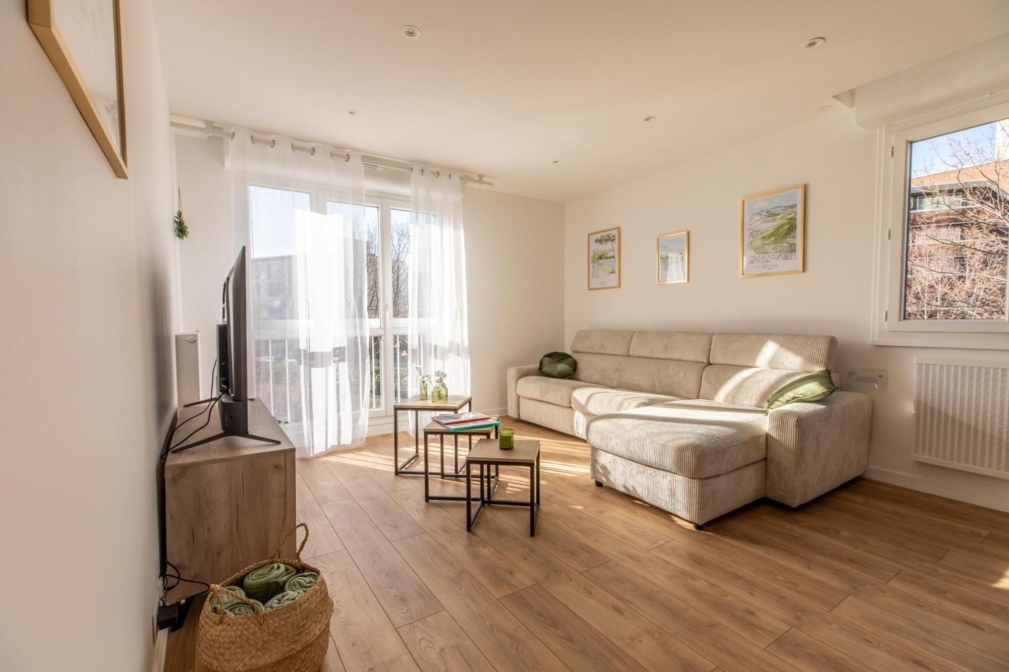 Apartment Magnifique F3 *galaxy* Equipe